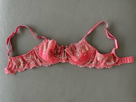 Podprsenka Victorias Secret 32C - 3