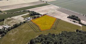 Beckov – 20.000 m2 v celku (Farma, Chov koní...) - 3