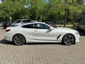 BMW 8 Coupe M850 i xDrive, 2021, top stav - 3