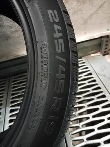 Zimne 245/45r19 nokian - 3