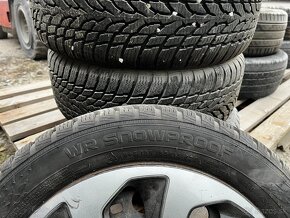 ZIMNÉ PNEU 185/55 r15 + disky a puklice - 3