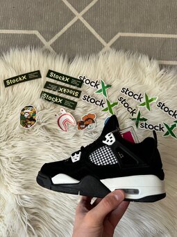 Jordan 4 - 3