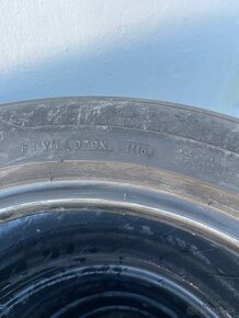 Michelin 215/55 R16 - 3