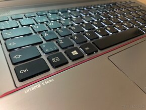 Fujitsu Lifebook E746-i5-6300U/8gbDDR4/256gbSSD/W10PRO - 3