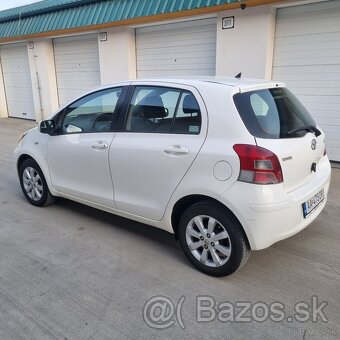 Toyota Yaris 1,3 benzin 74kw - 3