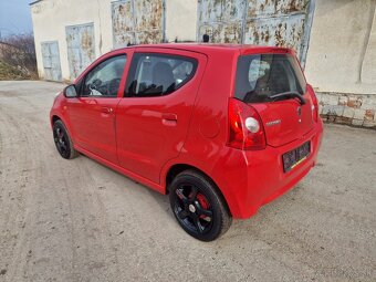 Rozpredám na náhradné diely Suzuki Alto 2010 - 3