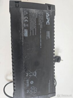 Záložný zdroj APC BACK-UPS 650 - 3