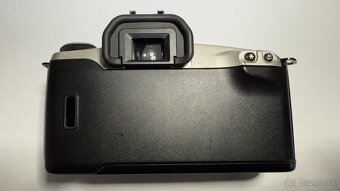 Canon EOS 500N - 3