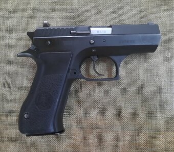 Pištoľ samonabíjacia Jericho 941 FS - 3