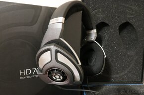 Sennheiser HD700 - 3