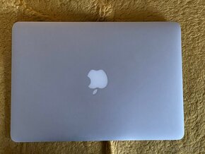 Predám veľmi zachovalý Macbook Pro s príslušenstvom. - 3