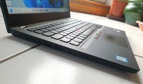 kvalitný ultrakompaktný Lenovo ThinkPad T490 8GB/512GB - 3
