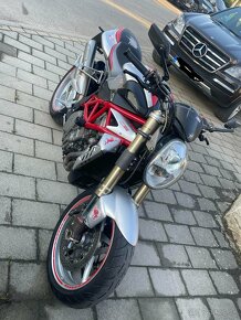 MV Agusta Brutal 910 - 3