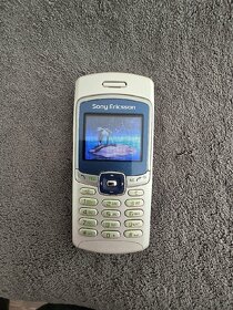 Sony Ericsson T230 - 3