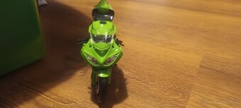 Model motorky kawasaki ninja zx-10R - 3