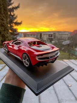 Ferrari 296 GTB 1:18 Bburago - 3