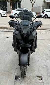 Deflektor na riaditka Yamaha XMAX - 3