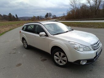 Subaru Outback 2,5 CVT lpg - 3