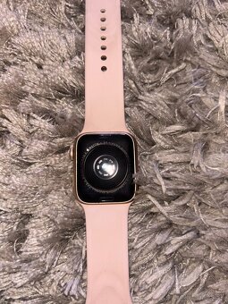 Apple WATCH SE 44 mm - 3