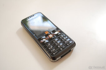 Sony Ericsson G502 - 3