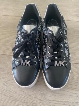 Michael Kors - 3