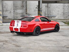 Ford Shelby GT500 - 3