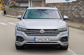 Volkswagen Touareg 3.0 V6 TSI Elegance 4Motion Tiptronic - 3