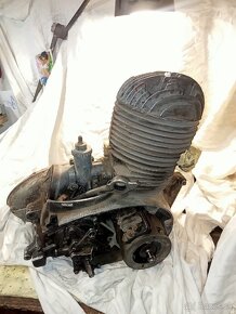 Motor jawa 250 - 3