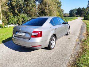 Octavia 1.6 1.6 TDI DSG Style - 3