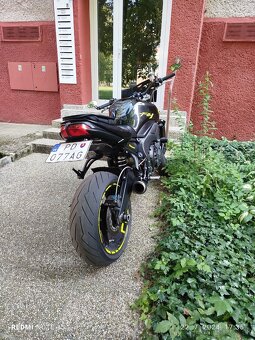 Yamaha Fz1 - 3