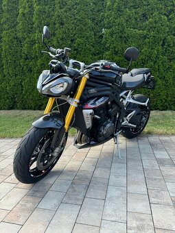 Triumph Speed Triple 1200 RS - 3