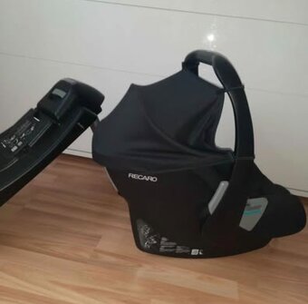 Vajíčko Recaro s isofix základňou - 3