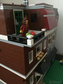 LEGO EXCLUSIVE CITY Pet Shop - 3