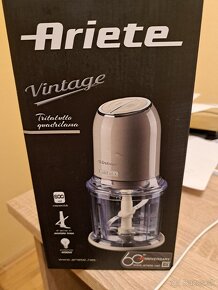 Ariete Vintage mixér so 4 čepeľami. 600ml. 400W. - 3