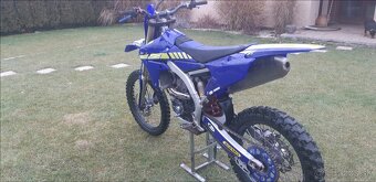 Yamaha YZF 450 - 3