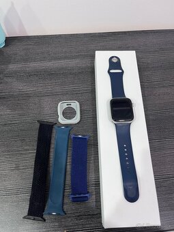 Apple watch SE 44mm - 3