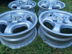 R13  falcove elektrony ENZO CUP klasika-youngtimer 4x100. - 3