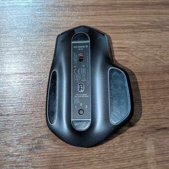 myš Logitech MX Master 2S - 3