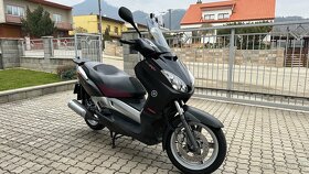 Yamaha Xmax 250i - 3