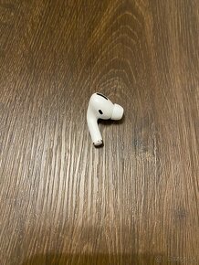 Airpods PRO Pravé sluchadlo - 3