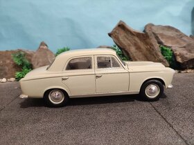 prodám model 1:18 Peugeot 403 berline grand luxe 8cv 1964 - 3