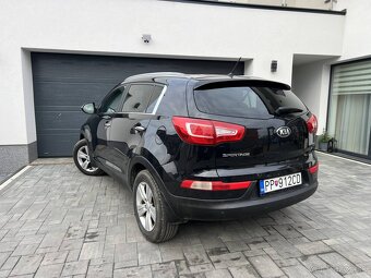 Kia Sportage 2.0 CRDI 100kw 4x4 AWD Automat - 3