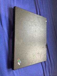 IBM ThinkPad T42 - 3