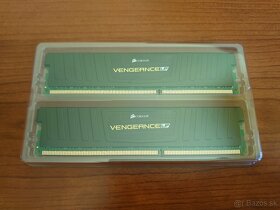 Corsair Vengeance 16GB (2x8GB) DDR3 1600 CL9 - 3