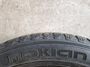 Nokian 235/55 R19 - 3