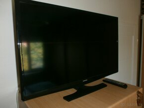 Televízor LCD Samsung,uhlopriečka 32" - 3