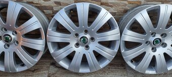 Predám Orginal SKODA FLASH elektrony 5X112 R17 Octavia2 face - 3