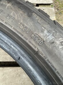 Pirelli 245/45 R19 2x=100€ - 3