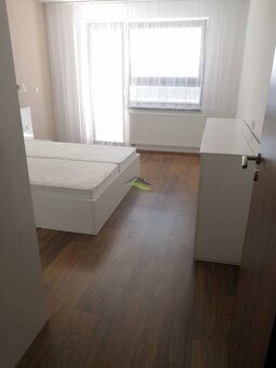 PRENÁJOM - priestranný apartmán vo vysokom Štandarde - Šírav - 3