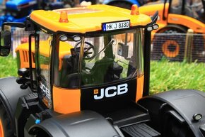 Model traktor jcb fastrack 8330 1:32 (zetor,tatra,abrex,cla - 3